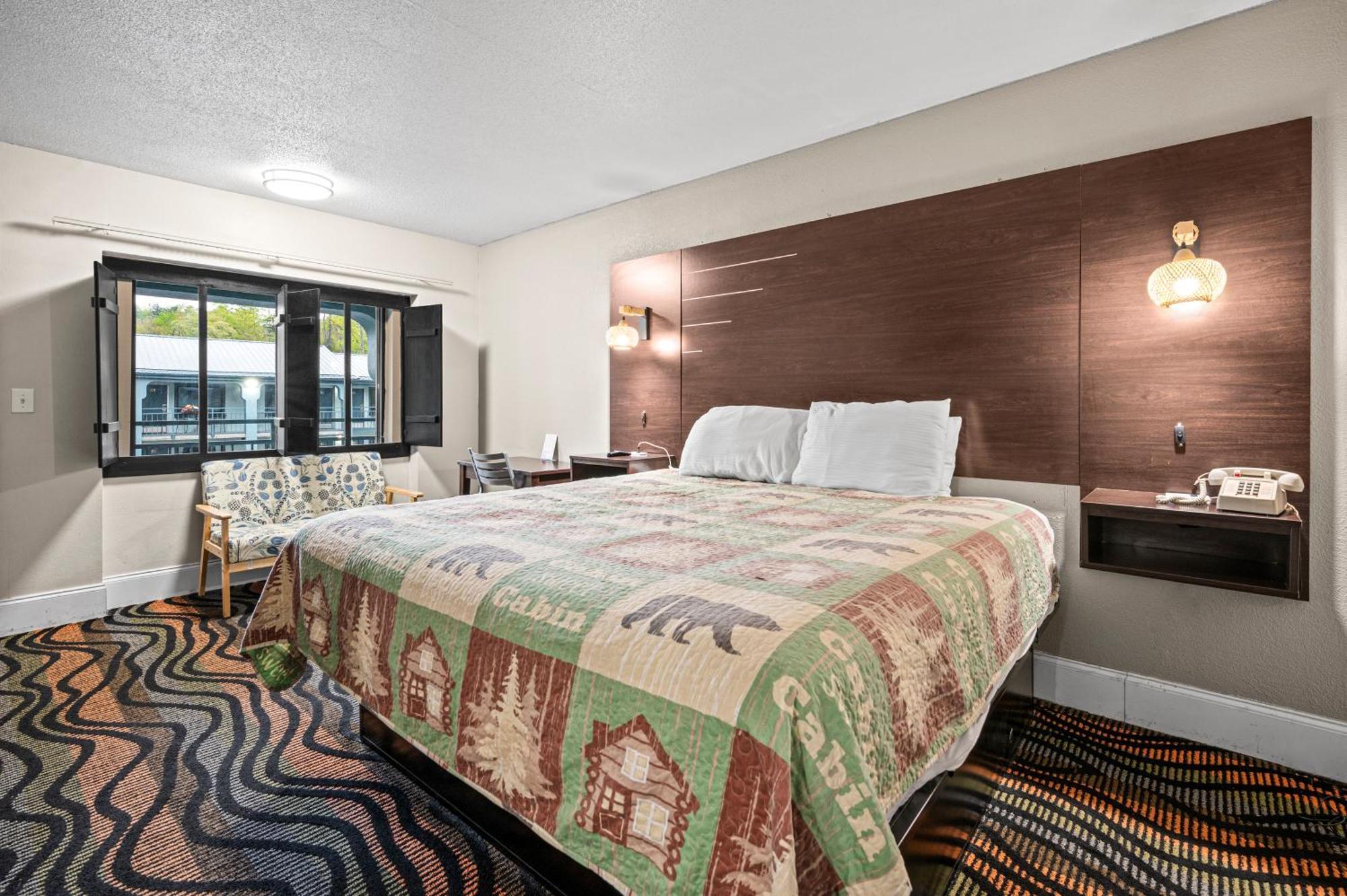 Country Town N' Suites Gatlinburg Eksteriør billede